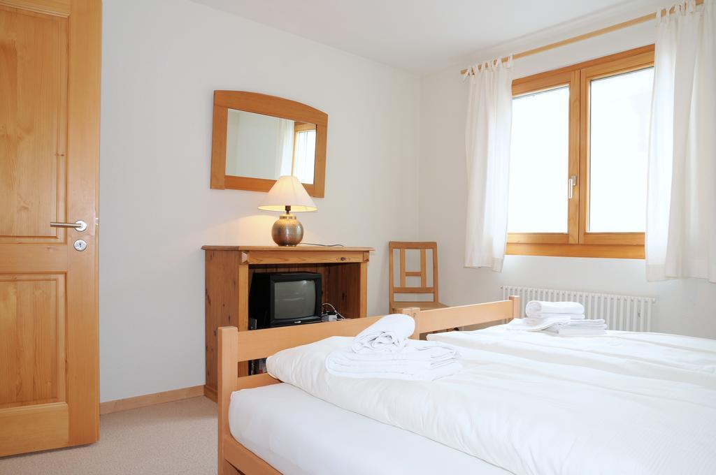 Ambiente Bettmeralp | A10 Apartment Room photo